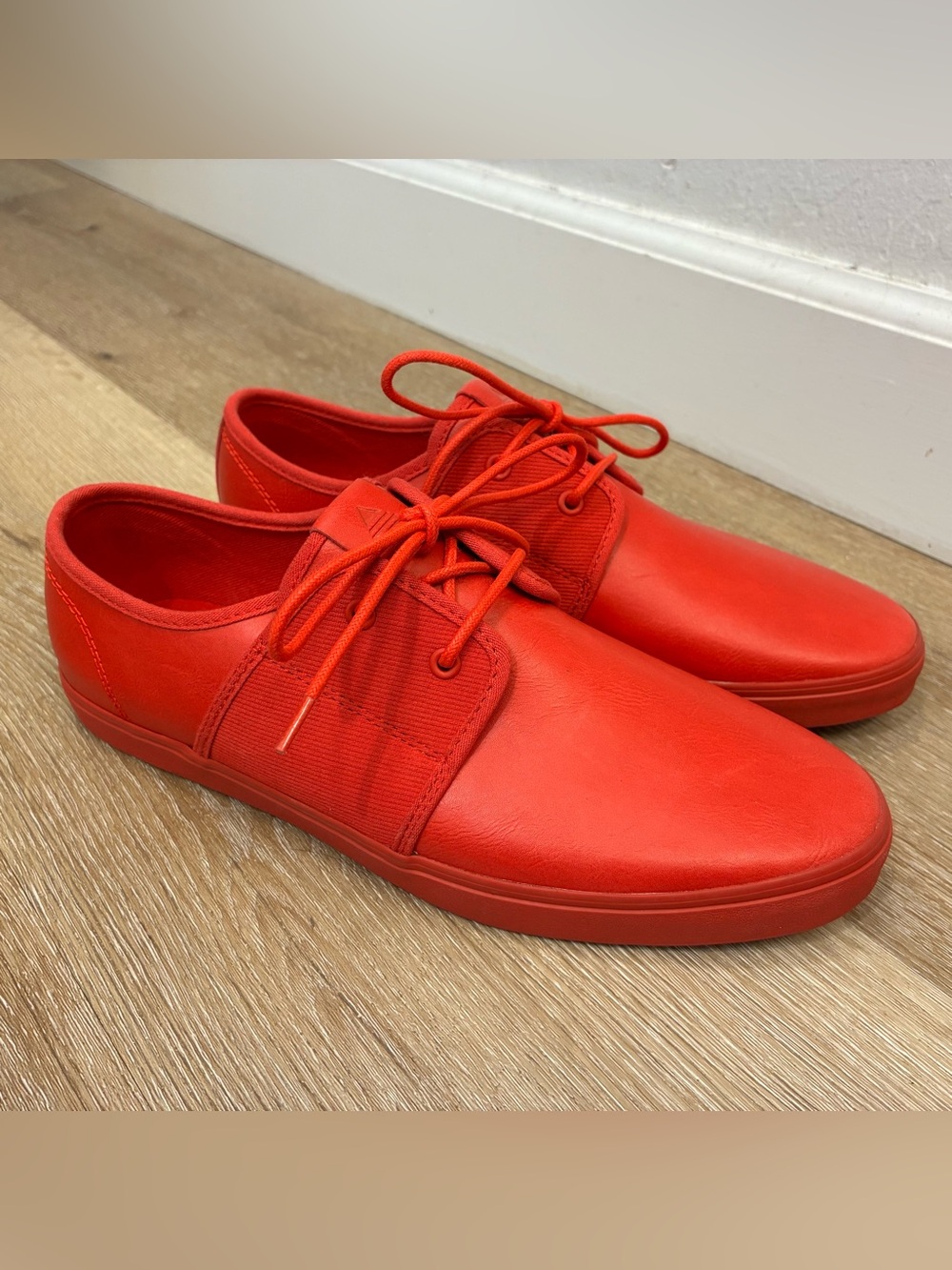 ALDO Red Casual Sneakers Low Top Lace Up Monochrome Men’s Size US 8 UK 7 EU 41